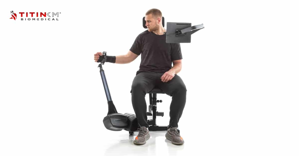 Baseball player using Humero Tech C1 for shoulder rehabilitation